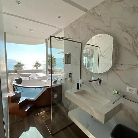Belleview 2
