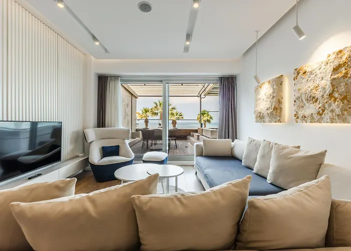 Belleview 2 *