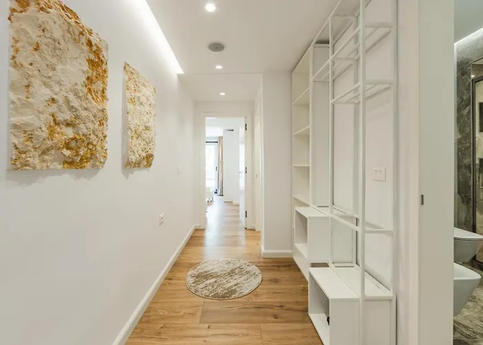 Belleview 2 Apartment